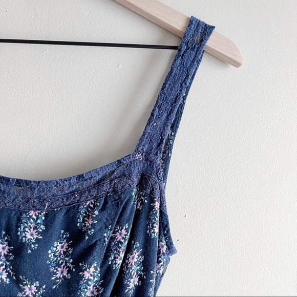 Abercrombie & Fitch • Floral Lace Trim Romper in Navy, Cutout Back, Size Small - Picture 5 of 14